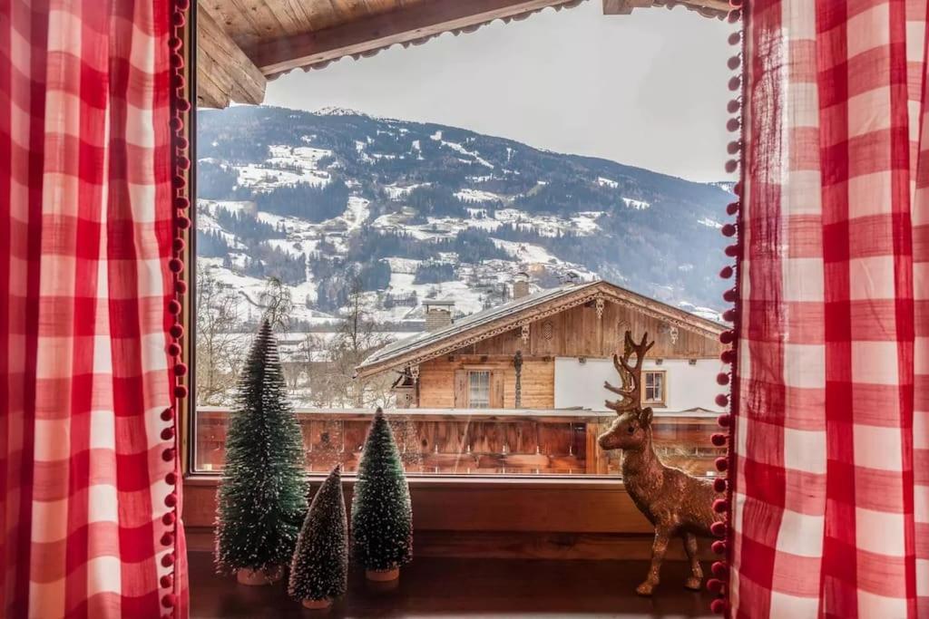 Ferienwohnung Gamsbock Panorama View Balkon, Gartensauna, Garten, Grillplatz Stumm Bagian luar foto