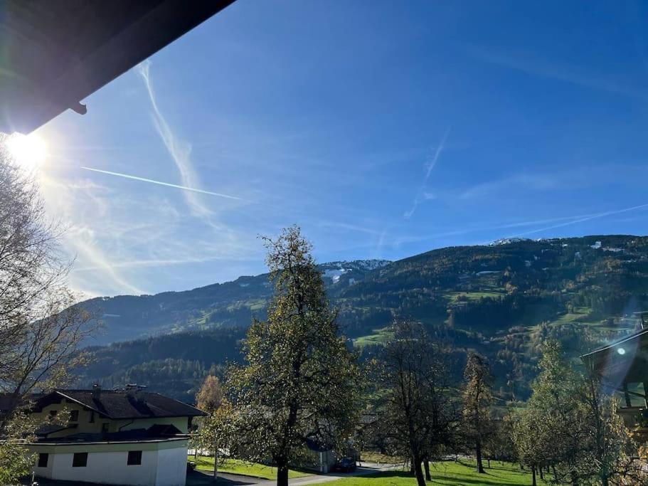 Ferienwohnung Gamsbock Panorama View Balkon, Gartensauna, Garten, Grillplatz Stumm Bagian luar foto