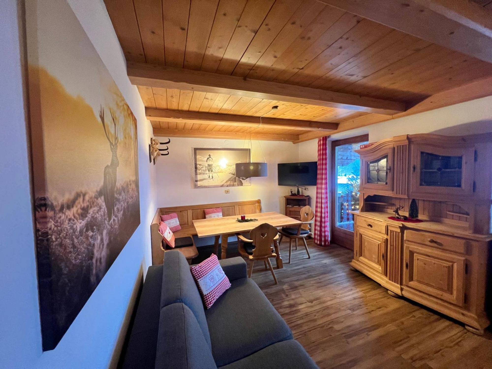 Ferienwohnung Gamsbock Panorama View Balkon, Gartensauna, Garten, Grillplatz Stumm Bagian luar foto